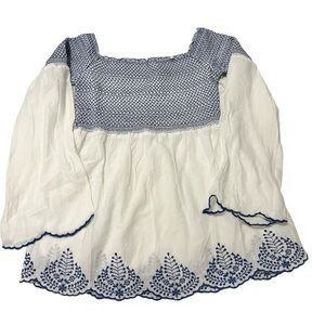 NWT Poof New York Top